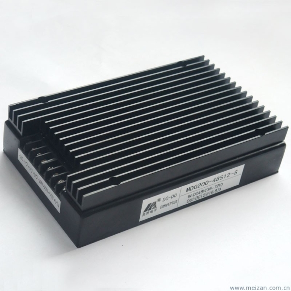 48V转12V/16.67A 200W DC-DC电源模块