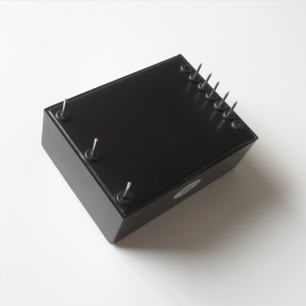 ACDC电源模块，三路输出两路隔离 金属壳 插针式 MAC15-S5D15WI