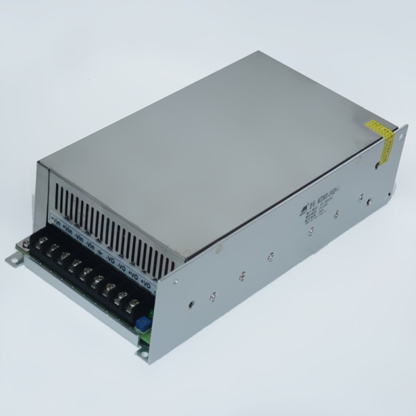 DC/DC开关电源500-600W